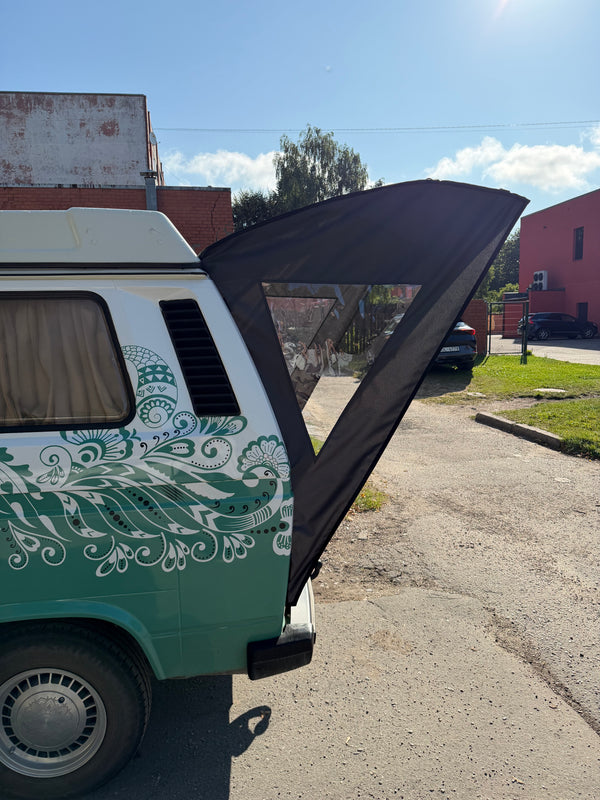Rear Hatch Windbreaker – Magnetic Rear Access Weather Screen Compatible with VW T3/T25