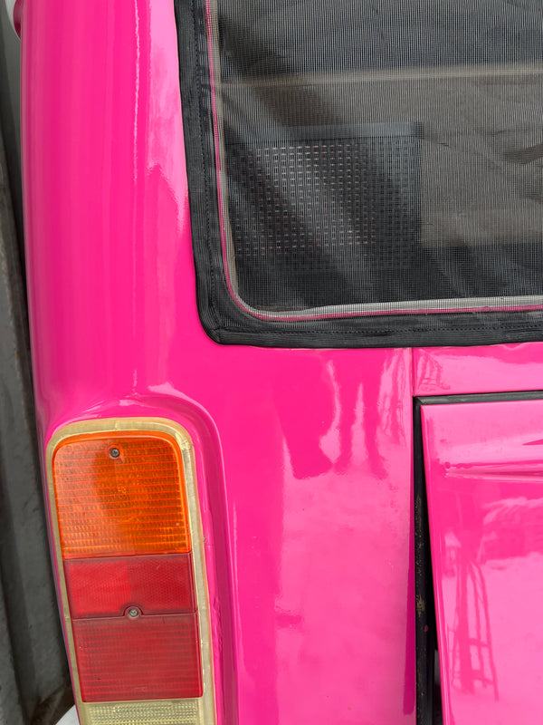 Magnetic Bug Screen Compatible with VW T2 in BLACK